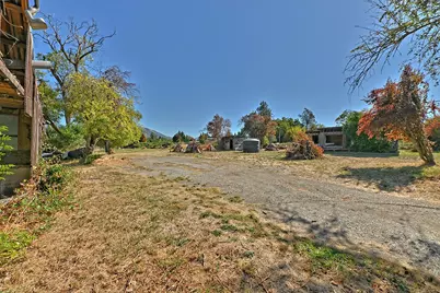 12019 Williams Highway, Grants Pass, OR 97527 - Photo 7