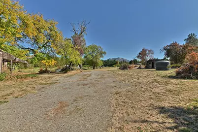 12019 Williams Highway, Grants Pass, OR 97527 - Photo 17
