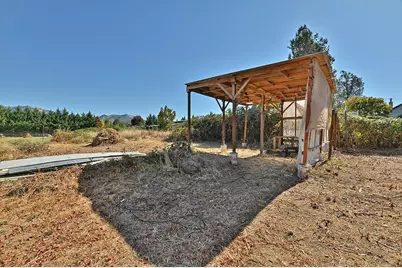 12019 Williams Highway, Grants Pass, OR 97527 - Photo 11