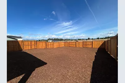 121 Valemont #34, Eagle Point, OR 97524 - Photo 5
