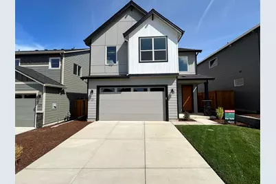 121 Valemont #34, Eagle Point, OR 97524 - Photo 1