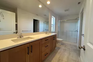 121 Valemont, Eagle Point, OR 97524 - Photo 19
