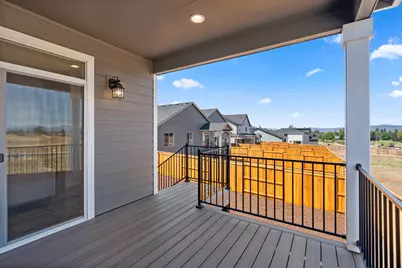 708 Old Waverly Way #30, Eagle Point, OR 97524 - Photo 35