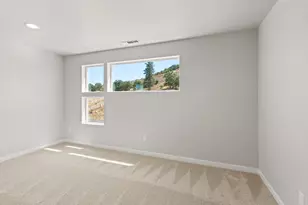 708 Old Waverly Way, Eagle Point, OR 97524 - Photo 33