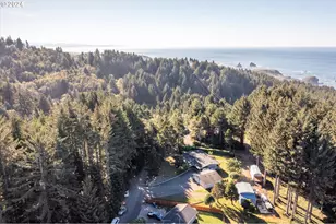 18828 Montbretia Ln, Brookings, OR 97415 - Photo 47