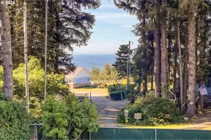 18828 Montbretia Ln, Brookings, OR 97415 - Photo 19