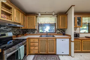 18828 Montbretia Ln, Brookings, OR 97415 - Photo 25