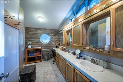 18828 Montbretia Lane, Brookings, OR 97415 - Photo 31