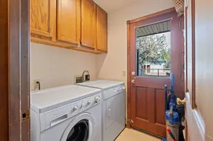 65160 Highland Rd, Bend, OR 97703 - Photo 19