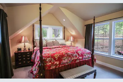 375 W Elm Street, Jacksonville, OR 97530 - Photo 41