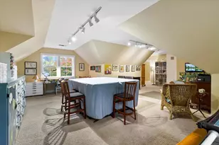 375 W Elm St, Jacksonville, OR 97530 - Photo 29