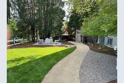 375 W Elm Street, Jacksonville, OR 97530 - Photo 51