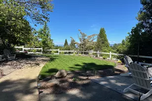 375 W Elm St, Jacksonville, OR 97530 - Photo 53