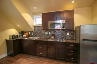 375 W Elm St, Jacksonville, OR 97530 - Photo 39