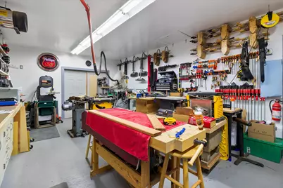 375 W Elm Street, Jacksonville, OR 97530 - Photo 35