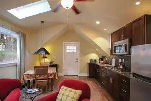 375 W Elm St, Jacksonville, OR 97530 - Photo 39