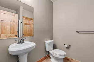 1433 Trail Creek Ct, Redmond, OR 97756 - Photo 25