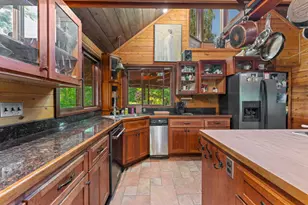 1026 N Schoolhouse Creek Rd, Grants Pass, OR 97526 - Photo 3