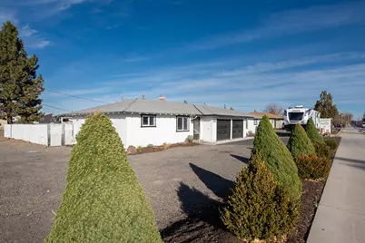 21116 SE Reed Market Road, Bend, OR 97702 - Photo 25
