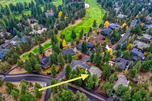 3271 NW Melville Dr, Bend, OR 97703 - Photo 3