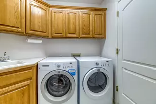 3271 NW Melville Dr, Bend, OR 97703 - Photo 19