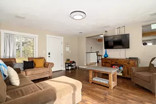 6169 Tamarack Ln, Central Point, OR 97502 - Photo 3