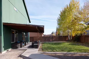 20079 Elizabeth Ln, Bend, OR 97702 - Photo 25