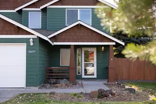 20079 Elizabeth Ln, Bend, OR 97702 - Photo 3