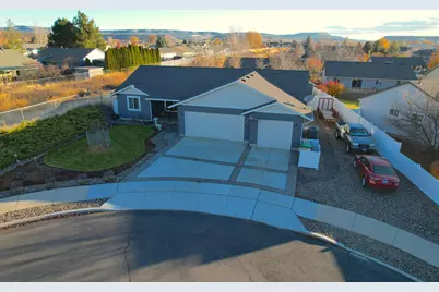 2428 NE Jackalope Court, Prineville, OR 97754 - Photo 1