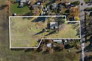 2554 W Stewart Ave, Medford, OR 97501 - Photo 5