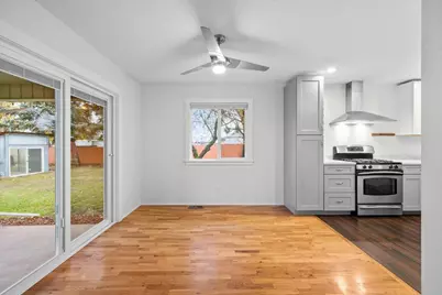 2554 W Stewart Avenue, Medford, OR 97501 - Photo 15