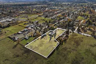 2554 W Stewart Ave, Medford, OR 97501 - Photo 33