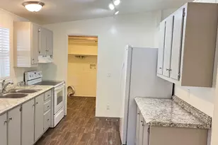 8401 Old Stage Rd, Central Point, OR 97502 - Photo 19