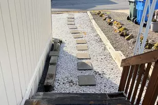 8401 Old Stage Rd, Central Point, OR 97502 - Photo 9