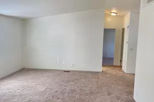 8401 Old Stage Rd, Central Point, OR 97502 - Photo 25