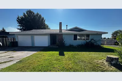 5814 Harlan Drive, Klamath Falls, OR 97603 - Photo 1