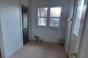 252 5th St, Glendale, OR 97442 - Photo 7