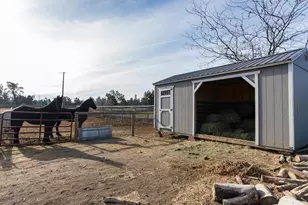 65605 61st St, Bend, OR 97703 - Photo 25