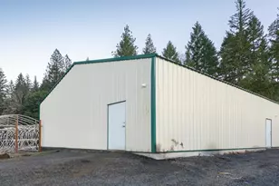 1801 Davis Creek Rd, Selma, OR 97538 - Photo 3