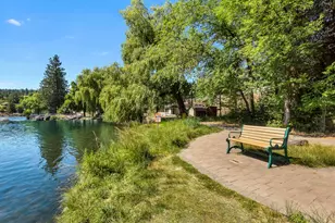 1565 NW Wall St, Bend, OR 97703 - Photo 21