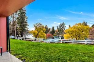 1565 NW Wall St, Bend, OR 97703 - Photo 7