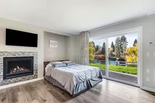 1565 NW Wall St, Bend, OR 97703 - Photo 17