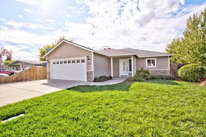 1630 Medart Lane, Grants Pass, OR 97527 - Photo 1