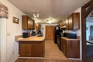 1121 Merryman Dr, Klamath Falls, OR 97603 - Photo 15