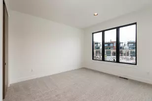 1138 NW Ochoa Dr, Bend, OR 97703 - Photo 29