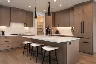 1138 NW Ochoa Dr, Bend, OR 97703 - Photo 7