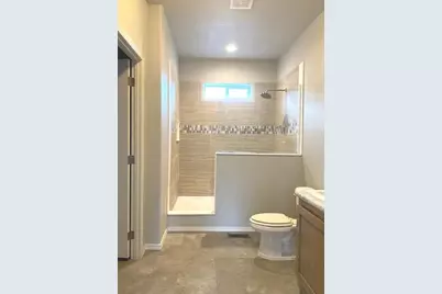 535 W River Street, Cave Junction, OR 97523 - Photo 7