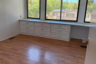 105 Raymond St, Cave Junction, OR 97523 - Photo 13