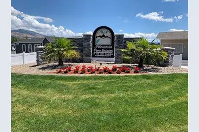 333 Mountain View Drive #18, Talent, OR 97540 - Photo 17