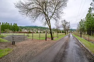 110 NE Thousand Oaks Dr, Corvallis, OR 97330 - Photo 35